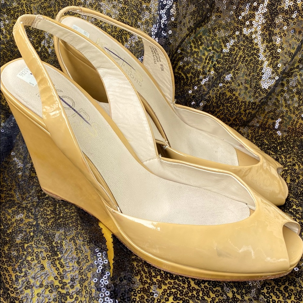 Vintage Michael Kors sling back wedge